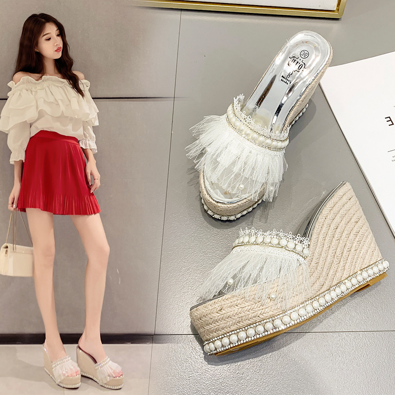 2026 New Summer Wedge Slippers for Women Korean Style Versatile Woven Straw Pearl Fashion Platform High Heel Sandals