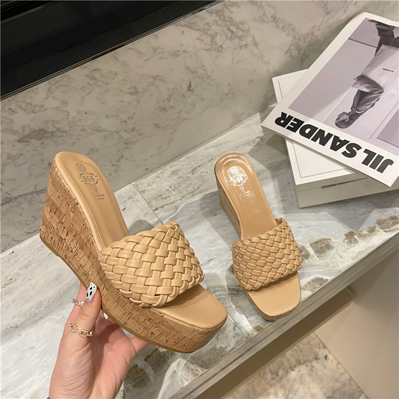 2026 Summer New Women's Platform Wedge Sandals Slippers for Petite, Fashionable Outdoor Toe-Out Solid Color One-Strap Trendy - Image 4