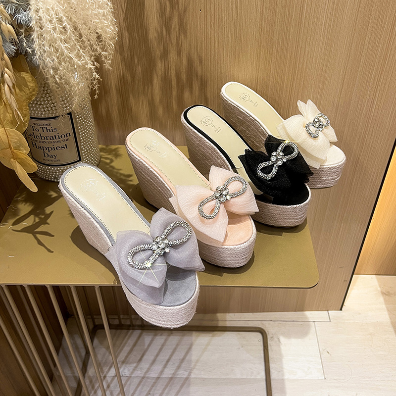 Summer New Transparent Wedge Heel Slippers for Women Butterfly Bow Platform High Heel Sandals Thick Sole Anti-Slip Flower Shoes - Image 2